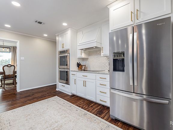 4th image of 3322 Clearview Dr