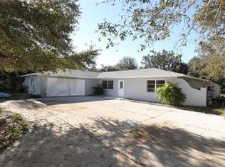 2110 W Dolphin Dr, Englewood, FL 34223