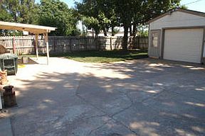 2nd image of 2903 Margaret Ave