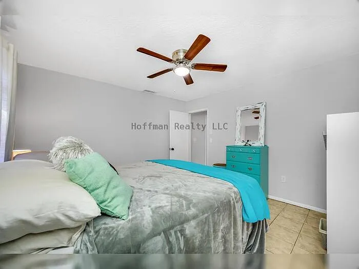 11414 Walsingham Rd — Photo 18