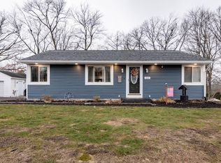 114 Dolphin Dr, Butler, PA 16002