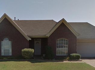 135 Cameron Dr, Oakland, TN 38060