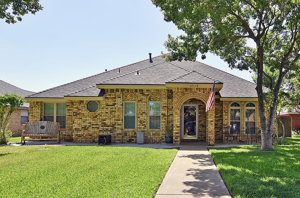 1st image of 4528 Fountain Ct