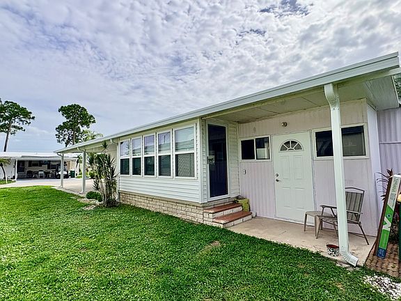 4th image of 17100 Tamiami Trl #113