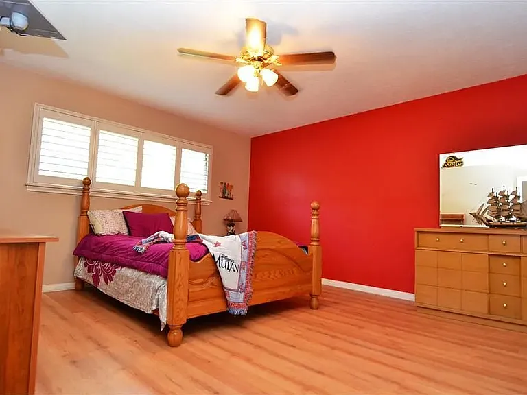 503 Lorie Ln — Photo 26