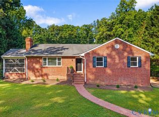 1516 Bloomfield Rd, North Chesterfield, VA 23225
