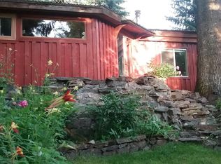 103 Strong Creek Ave, Hope, ID 83836