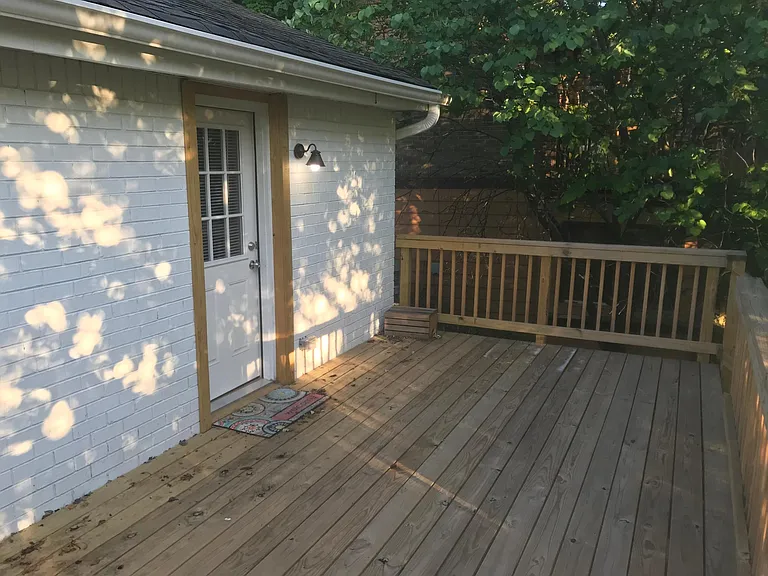 16 Peachtree St — Photo 12