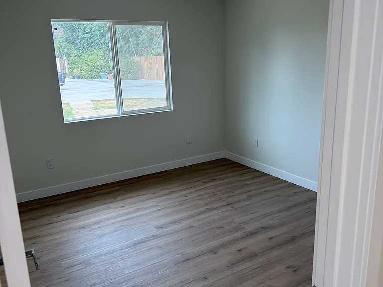 16267 Chicago Ave — Photo 7