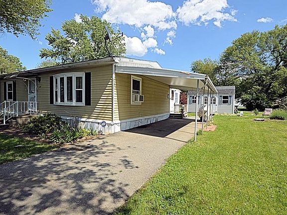 3rd image of 21 Phoenix Rd