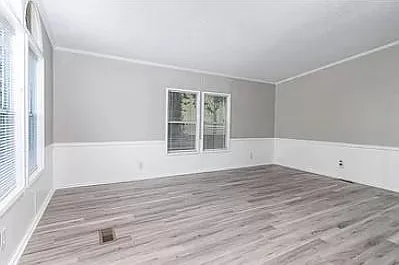 504 E Southern Dr — Photo 5