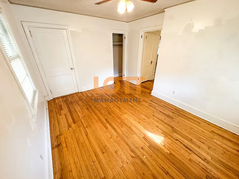 125 Irene Cir — Photo 11