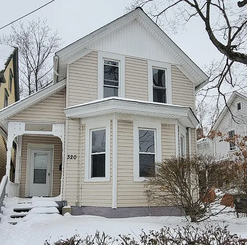 320 Crosby St Photo 1