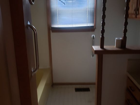 4th image of 507 N 7th St