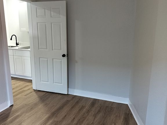 5th image of 1321 35th St #3