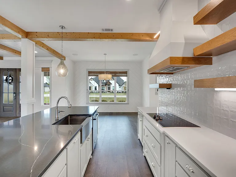 140 Farish Ln — Photo 15