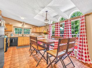 17 Harmons Corner Rd, Auburn, ME 04210