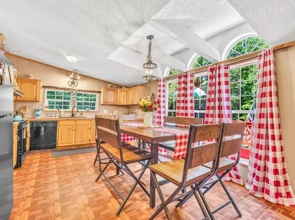 17 Harmon's Corner Road, Auburn, ME 04210