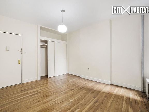 2nd image of 448 W 55th St APT 4A