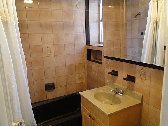 5th image of 9912 Fort Hamilton Pkwy #2