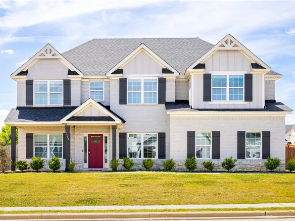 2904 Wyndham Ln, Opelika, AL 36804