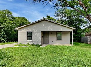 3825 Burnice Dr, Fort Worth, TX 76119