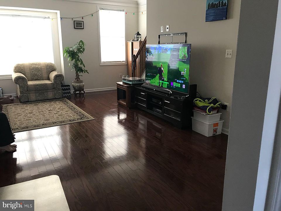 2nd image of 23110 Dunlop Heights Ter
