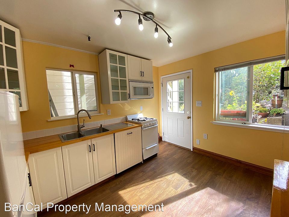 1st image of 125-129 Beulah St #123