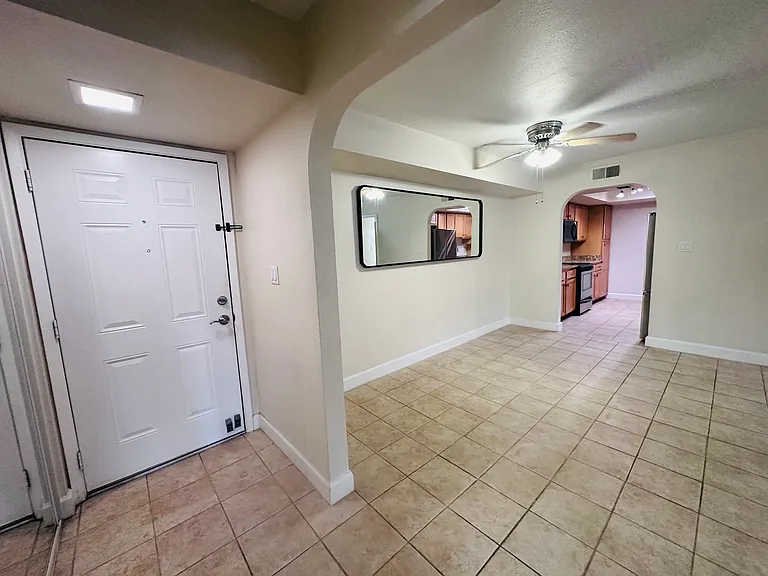 3825 E Camelback Rd #223 — Photo 9
