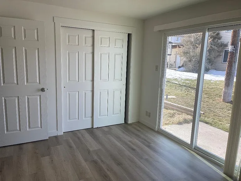 207 Wirsching Ave W #3 — Photo 15
