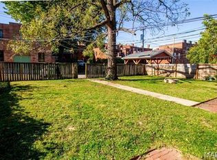 2419 S 10th St #A, Saint Louis, MO 63104