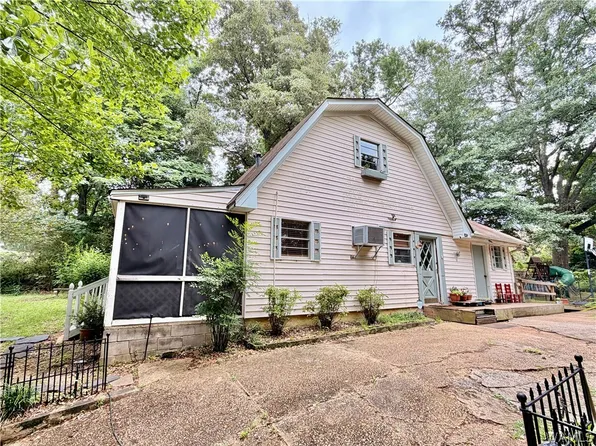 5719 17th St E, Cottondale, AL 35453