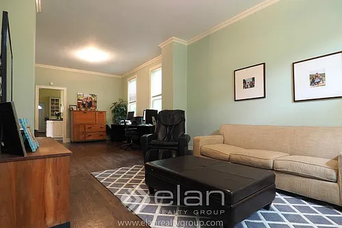 1851 W Larchmont Ave Photo 1 1851 W Larchmont Ave Photo 1