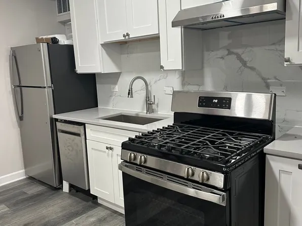 1328 W 18th Pl, Chicago, IL 60608