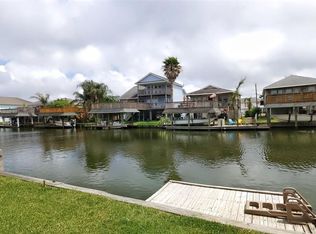 398 Ling St, Bayou Vista, TX 77563