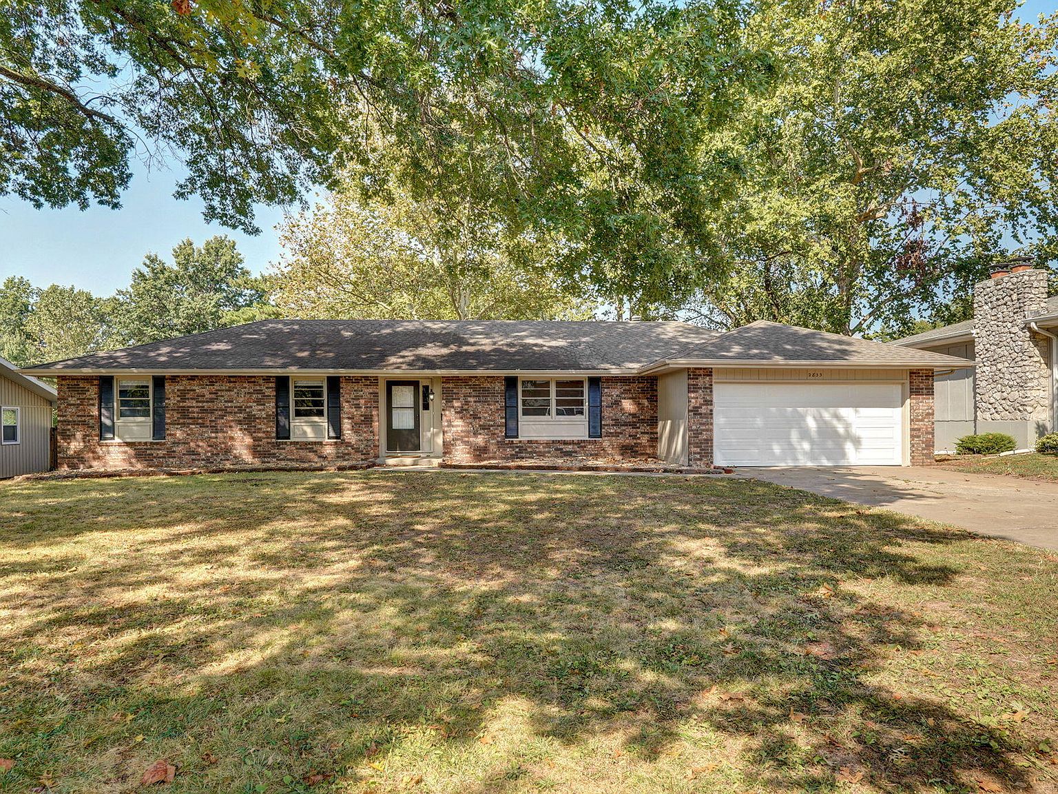 2833 S Claremont Avenue, Springfield, MO 65804 | Zillow