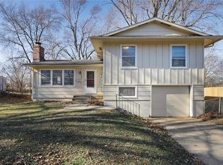 106 SW Alderson Pl, Lees Summit, MO 64063