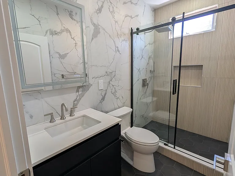 168 Van Horne St #A — Photo 9