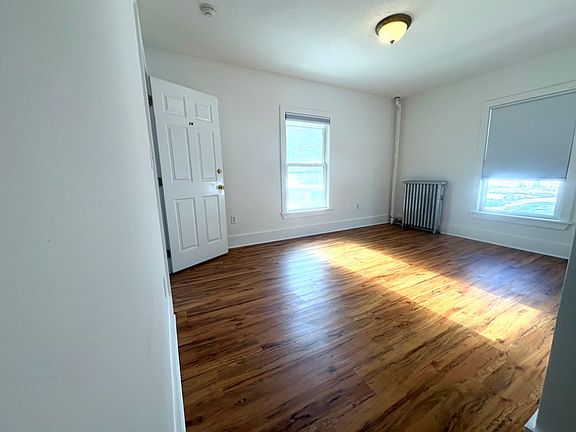 5th image of 30 Elm St #2W