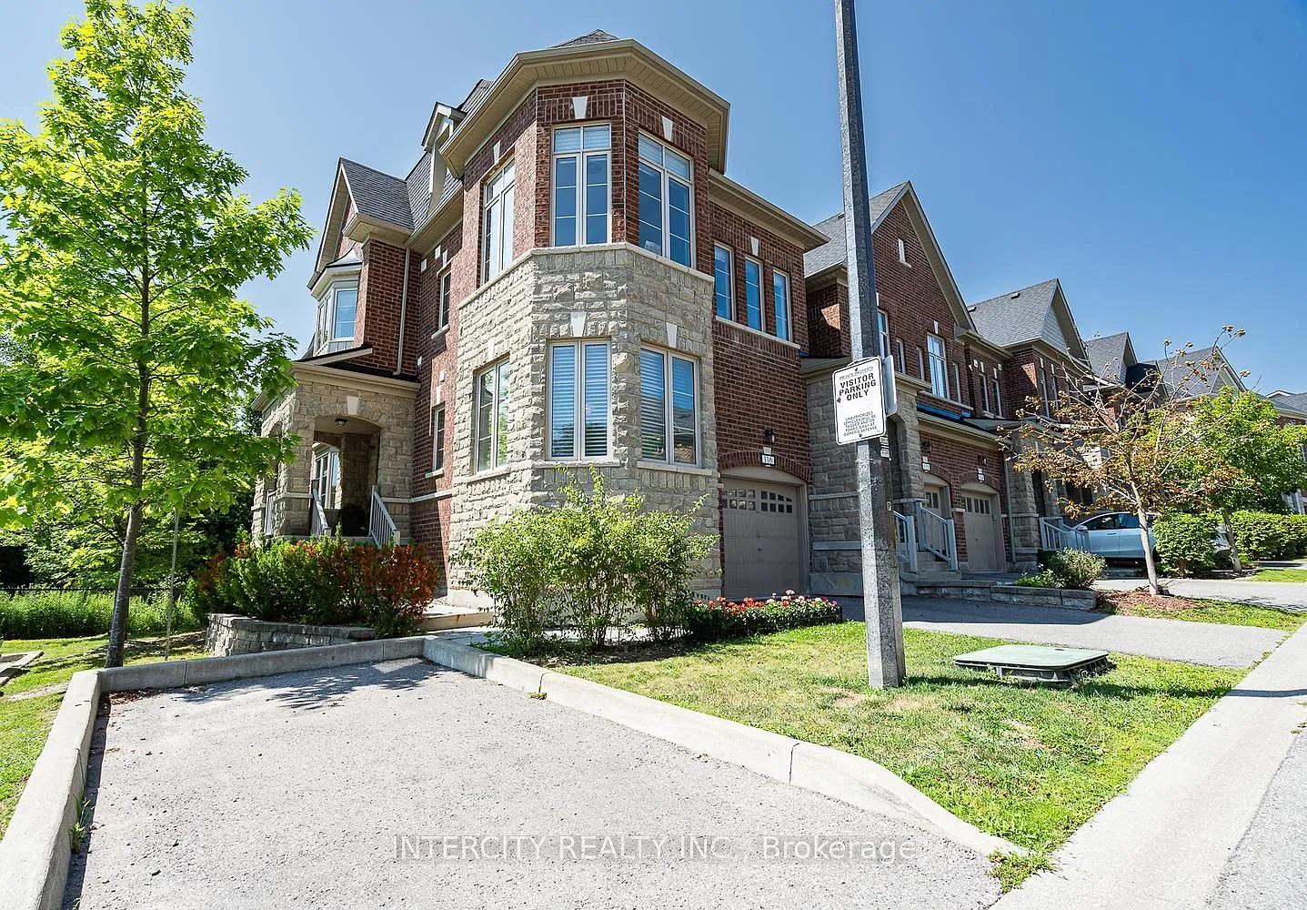 5 bed, $4,000 — Photo 1