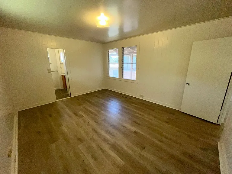 2530 Kalihi St — Photo 12