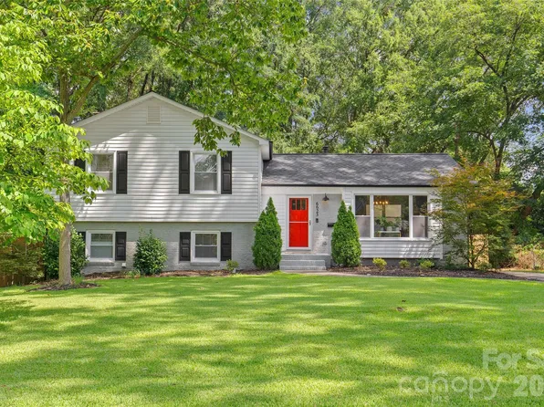 6623 Long Meadow Rd, Charlotte, NC 28210