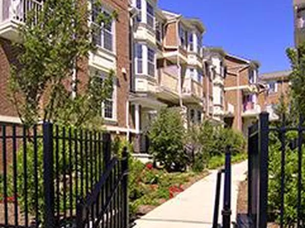 201 Dey St APT 184, Harrison, NJ 07029
