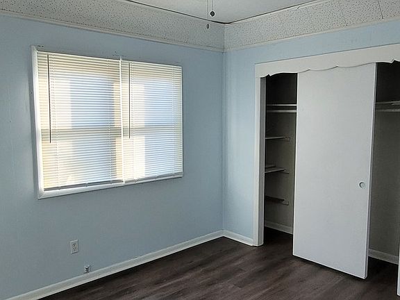 5th image of 7108 E 108th St