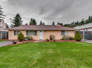 8925 NE Sacramento St, Portland, OR 97220