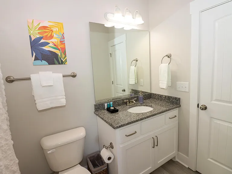 817 N New River Dr #A — Photo 15