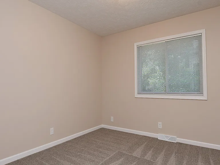 14028 Madison Cir — Photo 14