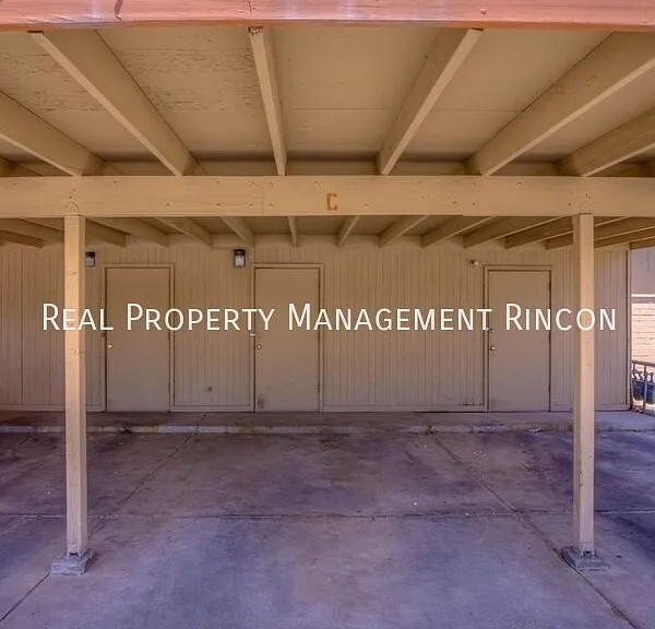 904 N Desert Ave #C — Photo 32