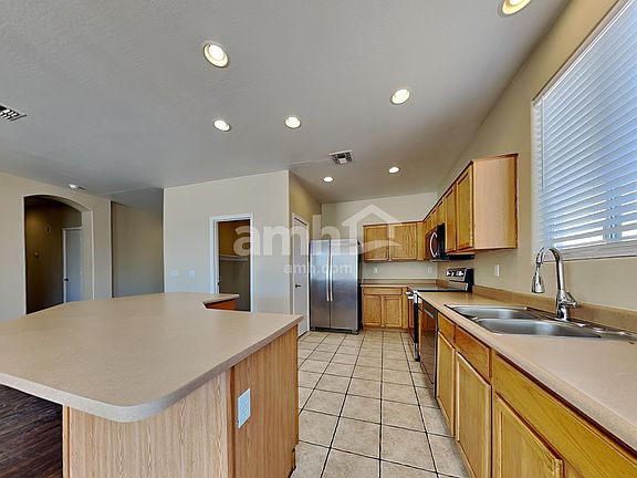 3rd image of 7571 W State Ave