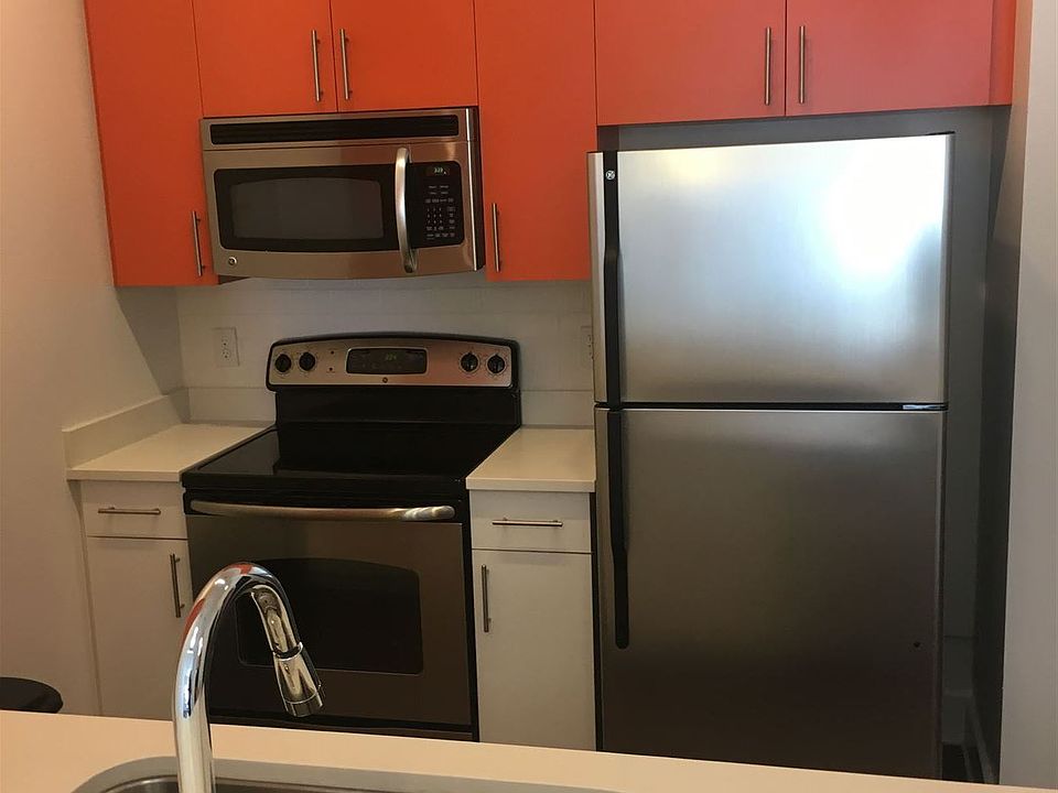 Cabinets recently changed (not orange anymore)